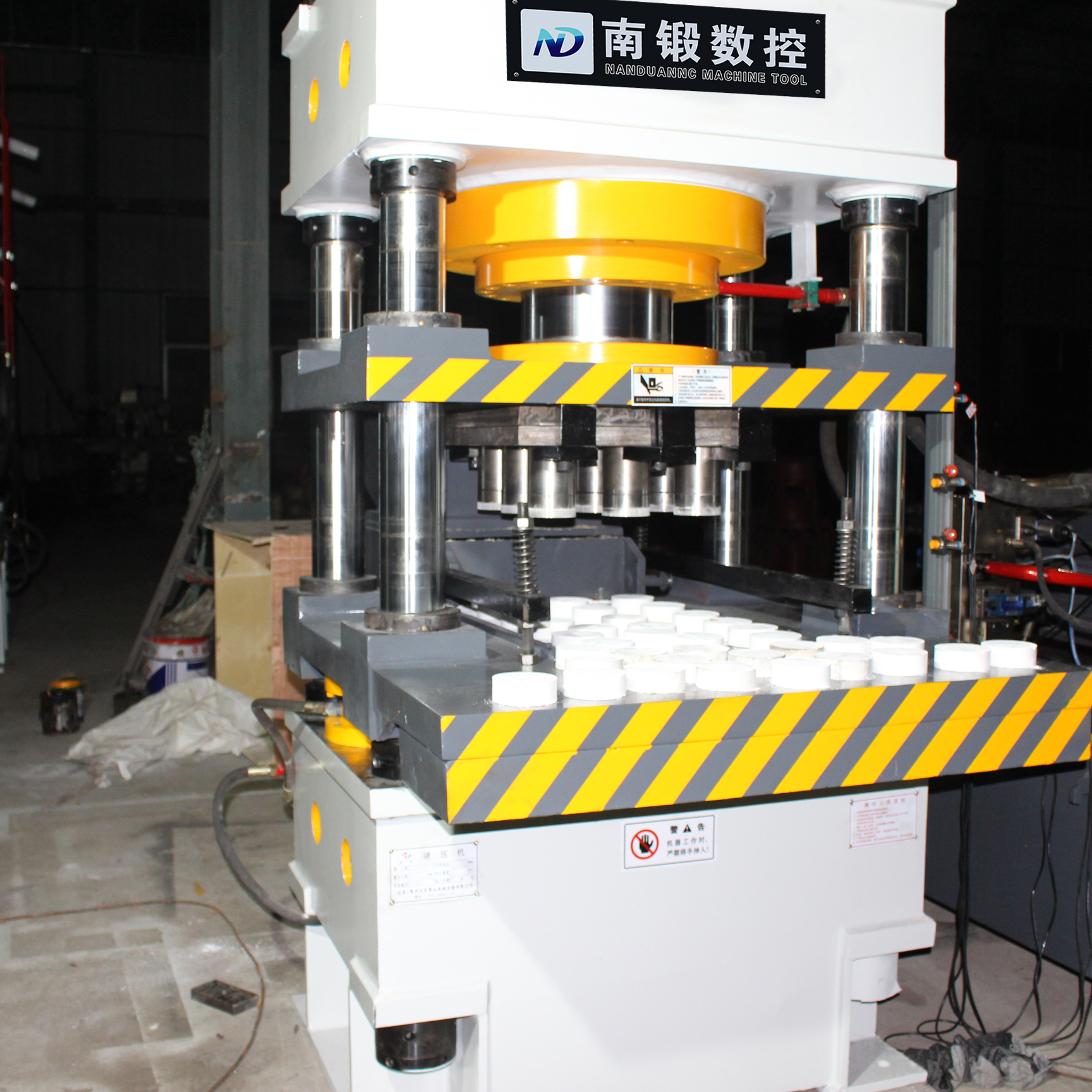 315噸硼砂全自動(dòng)粉末成型油壓機(jī)硼砂成型壓塊機(jī)