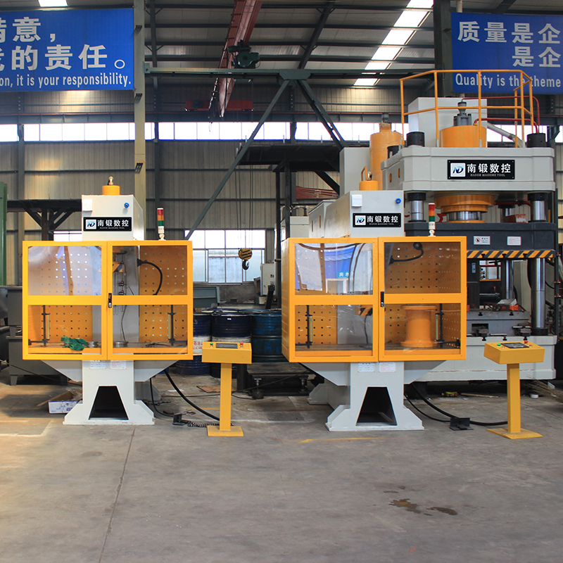 100T單臂油壓機(jī)，帶PLC防護(hù)罩C形油壓機(jī)