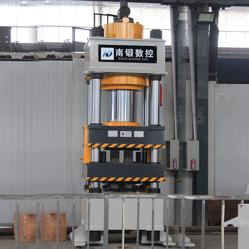 630T牛羊舔磚成型油壓機，鹽磚成型油壓機一出二