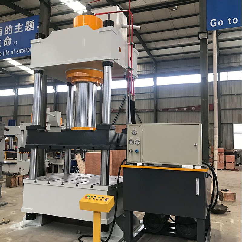 500噸液壓機三梁四柱油壓機成型拉伸常規(guī)壓力機